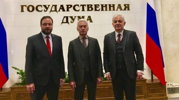 Сидеров в Думата: Путин спечели в избори за пример!