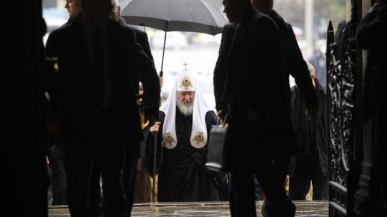 Скандалът с &dagger;Кирил отшумя: Ще влоши ли отношенията ни с Русия?