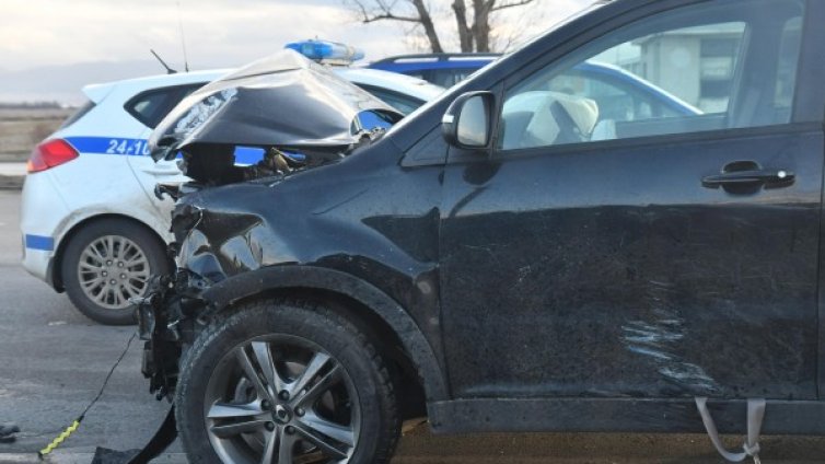 20-годишен прати дете и жена в болница