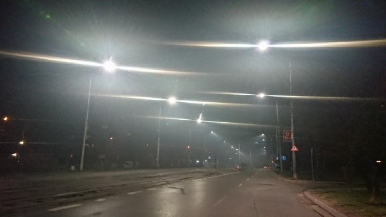 Пролет, чисто небе и въздух... Но не и в кв. "Западен парк"