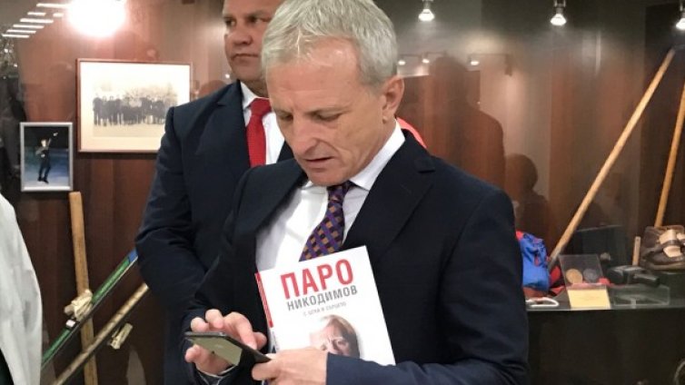 Гриша Ганчев изригна: Лудогорец "капарира титли"