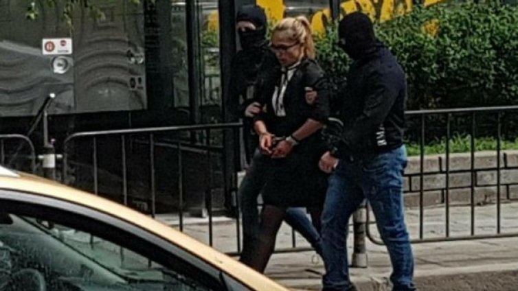 Задържането на Иванчева &ndash; подкуп или клопка?