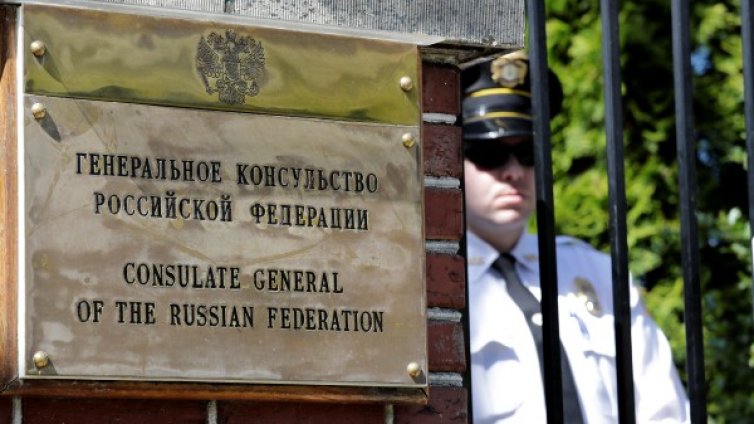 US властите разбиха руското консулство в Сиатъл