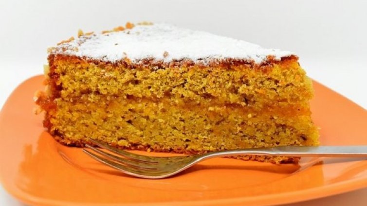 Рецептата Dnes: Морковена торта с портокалови корички