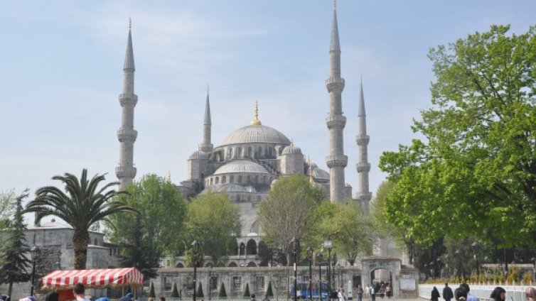 "Без будилник": Пулсът на Истанбул &ndash; челен сблъсък на цивилизации