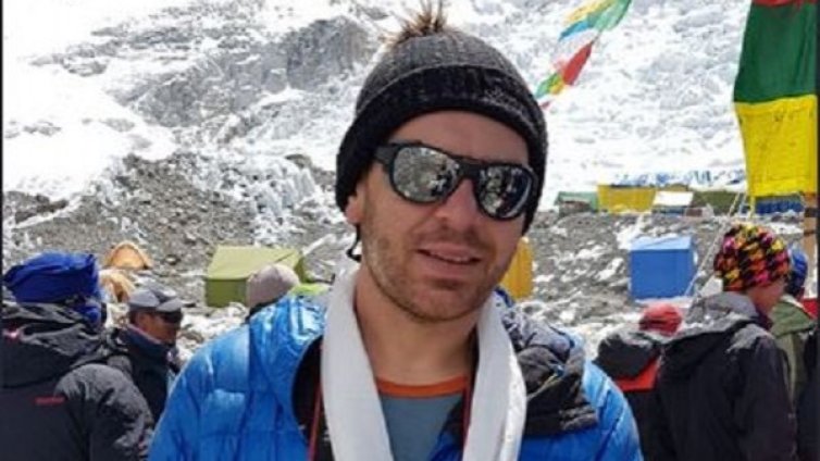 До Еверест с кауза &ndash; българинът Слави Несторов на покрива на света