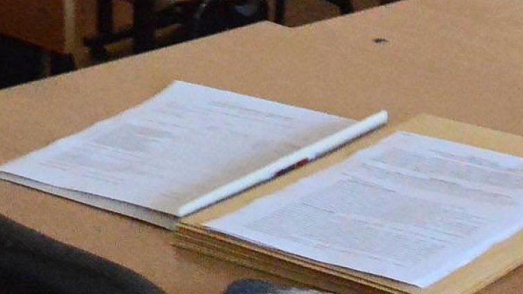 "Вяра" на Вапцаров препотява зрелостниците