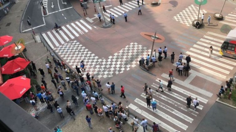 Четирима загинали в Лиеж след престрелка с мъж