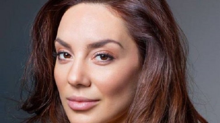 Вяра Атова с ново парче и премиера в ефир