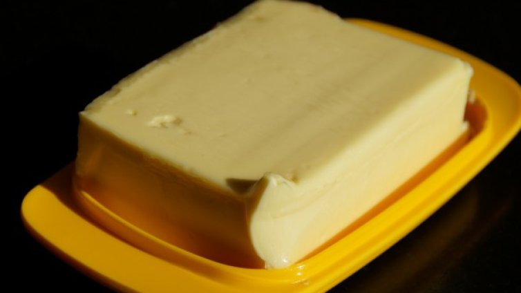 Само за година: Маслото на едро скочи с 80 стотинки