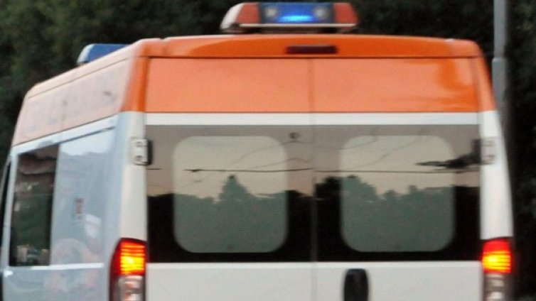 Работник падна от строеж в Кърджали и загина