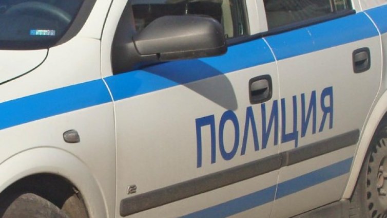 Удар между инкасо и камион в центъра на София