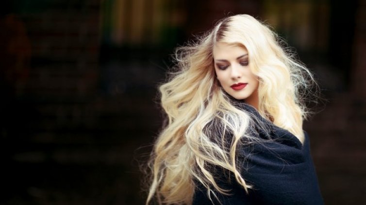 Как да се грижите за косата си според фазите на Луната