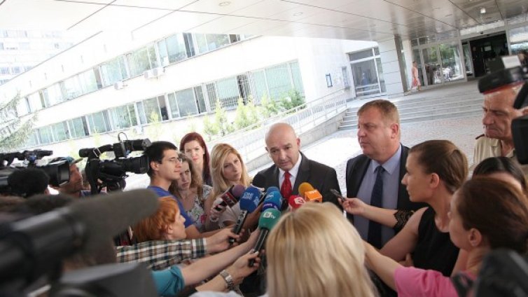 "Късметлията" от вертолета &ndash; изпочупен, 100 м вървял, но жив!