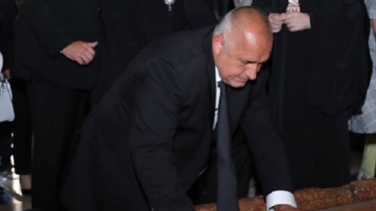 Бойко Борисов се поклони на Божи гроб