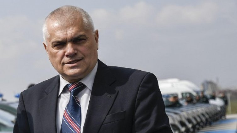 Обещания от МВР: До края на мандата &ndash; офис техника за полицаите!