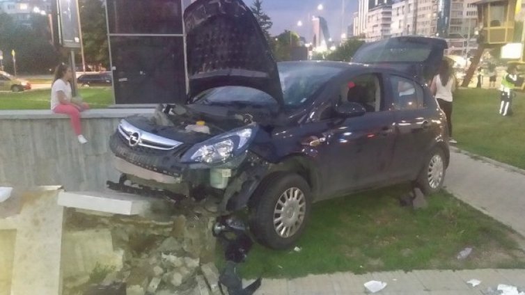 Тежка катастрофа в София: Петима са в болница