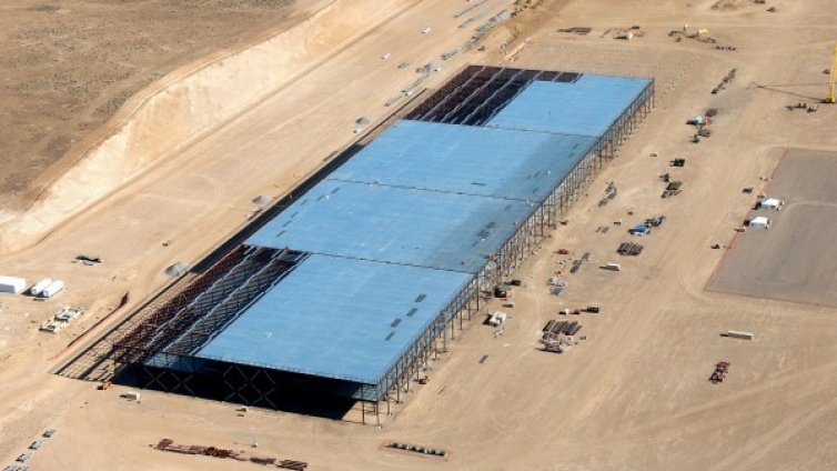 Tesla съди бивш служител &ndash; саботьор бил