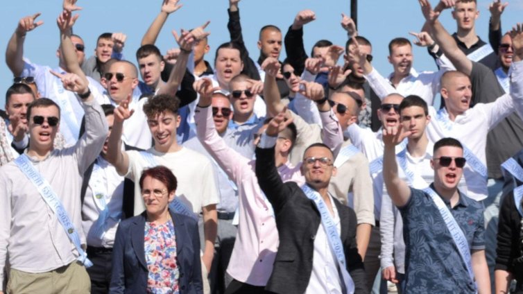 Полицията готви по-строги мерки по баловете тази година 