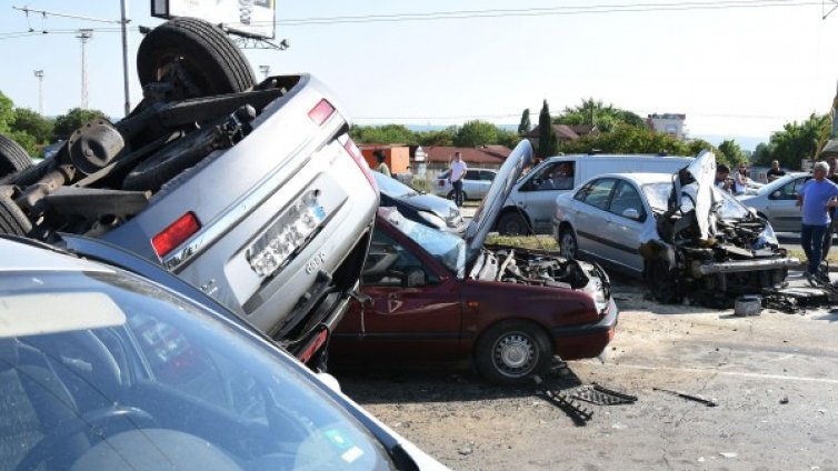 Скорост, страх, смърт&hellip;  Сметката: ПТП-тата ни струват 1 млрд. годишно