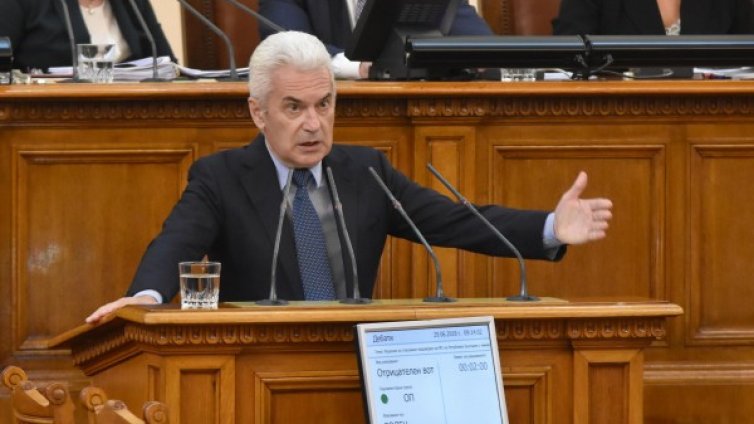 Извинения, обвинения в ОП. Но малката коалиция &ndash; стабилна!