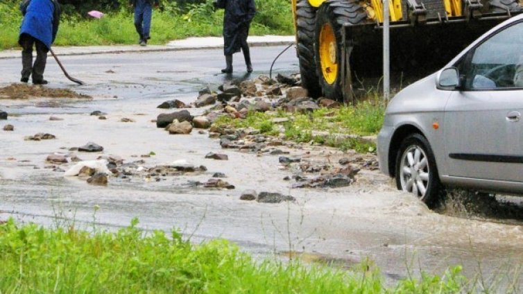След нареждането от Борисов: Нанков и Радев на инспекция