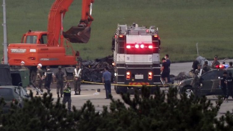 Южнокорейски хеликоптер се разби, петима са загинали