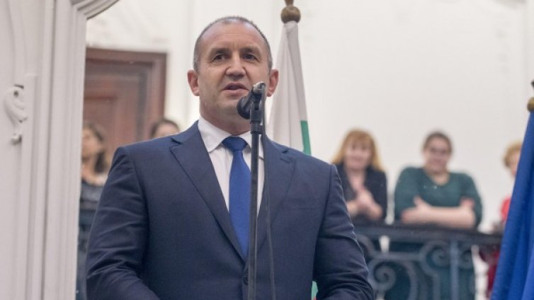 Радев наложи вето на текстове от Закона за приватизация 