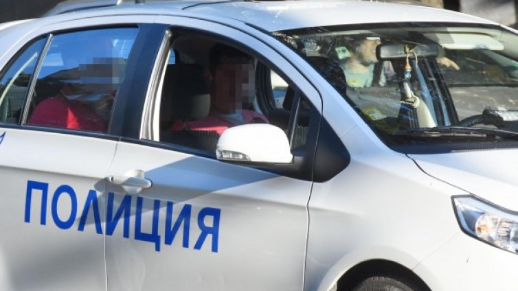 От рано в занаята: 14-годишни опитаха да ограбят поща в Сливен