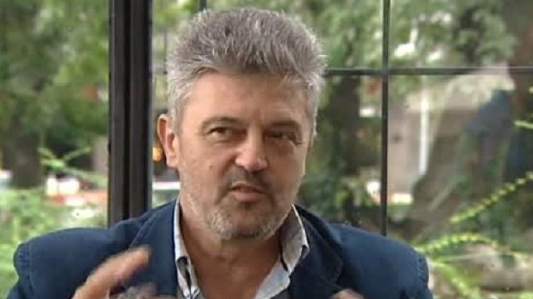Родолюбецът Хайтов! Дълбоко привързан към народното, към селото
