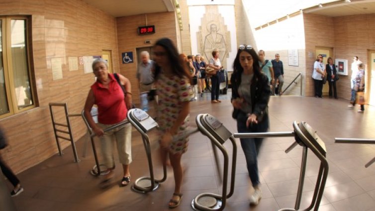 За 3 седмици над 2 хил. пътувания през телефона в София