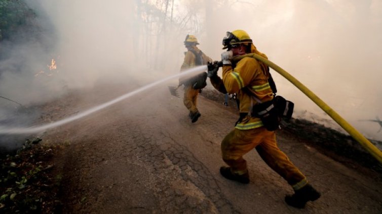 Горският пожар в Калифорния &ndash; най-големият в историята на щата