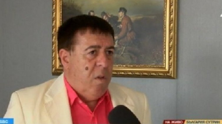 Бенчо Бенчев &ndash; в болница. Прилошало му...