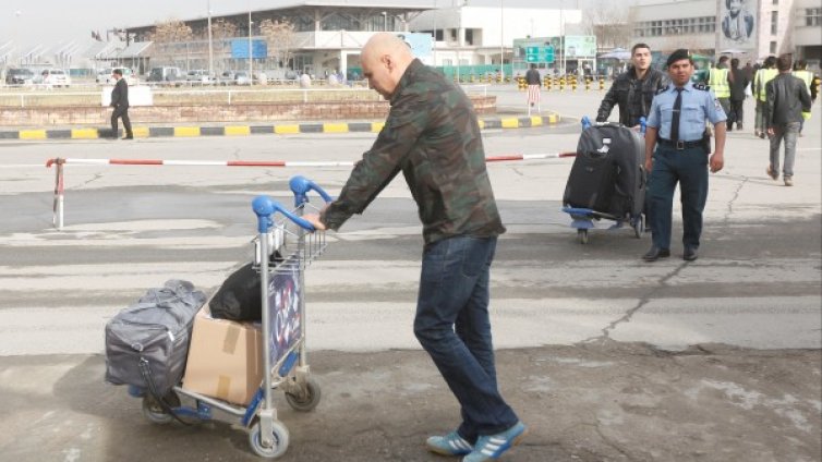 Афганистанец, депортиран погрешка, се върна в Германия