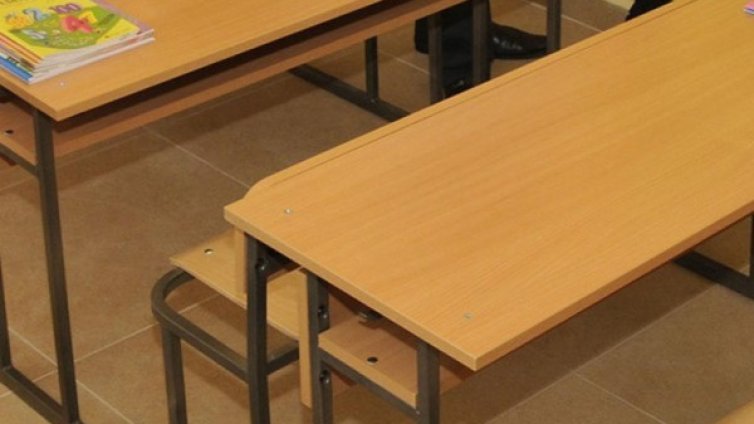 Първият звънец заварва 50 училища в ремонт. Защо?