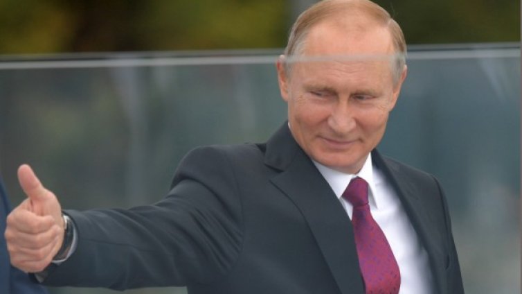 VIP сватбар: Путин кацна за сватбата на Карин Кнайсъл