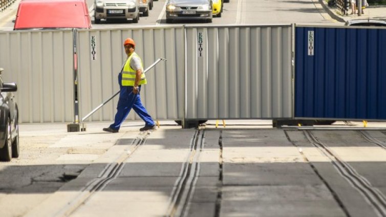 До 5 IX отварят кръстовището на "Раковски" и "Графа"