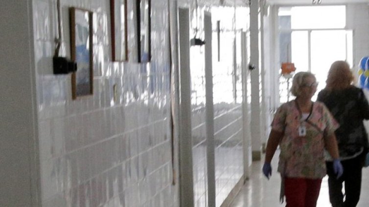 Трима в "Пирогов" &ndash; с опасност за живота, всеки ден е непредвидим