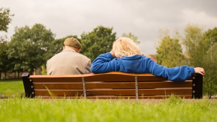 Измамник открадна пари (230 лева) от 92-годишен