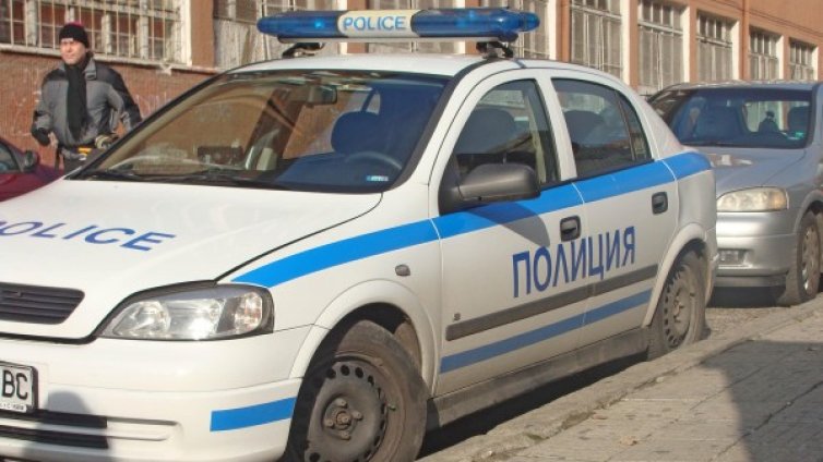 Задържаха младеж след гонка с полицаи на "Ломско шосе"