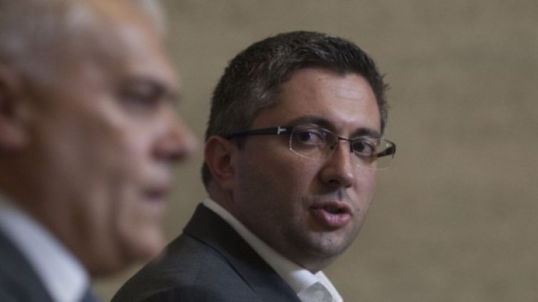 Министърът не си отива: Нанков си остава, Московски и Радев – аут?