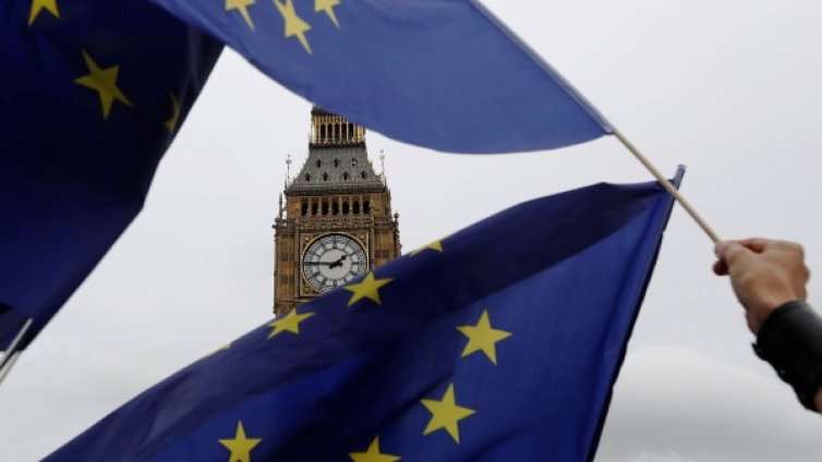 Brexit = здравна катастрофа? Хиляди медици могат да си тръгнат