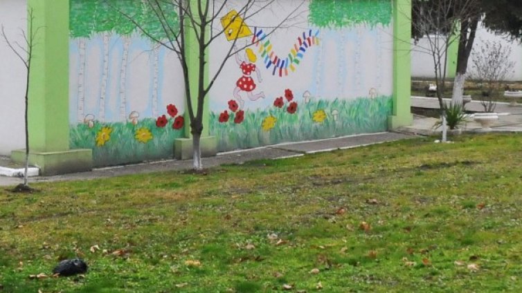 Парадокс: Детски градини се строят, а места &ndash; няма!