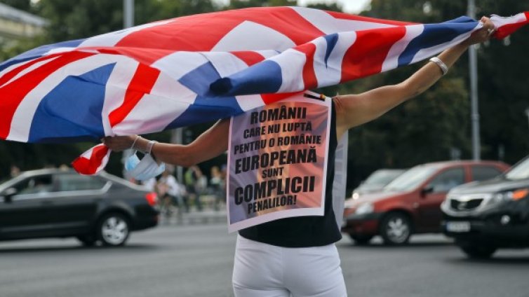Румънци отново на протест срещу корупцията