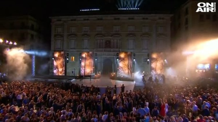 Хиляди каталунци по улиците. Искат независимост