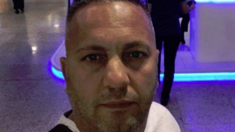 Българин в затвора в Абу Даби! Байрактаров веел байряка на преврата