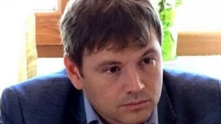 Депутатският брат заминал за Прага &ndash; през Калотина, с голяма сума