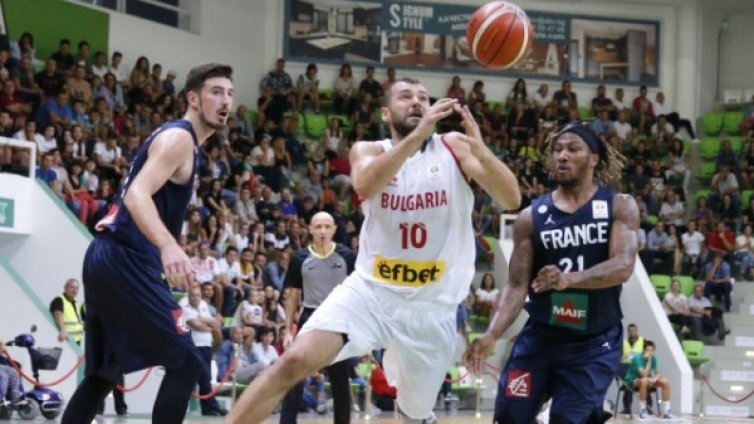 Подвиг за баскетбола ни, надвихме за историята Франция