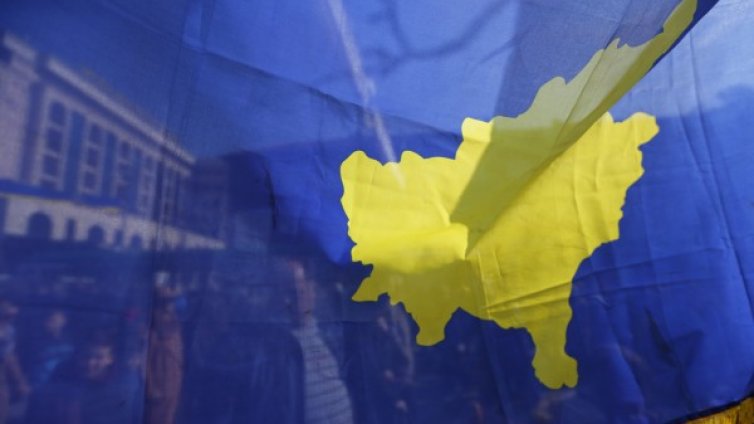 Сблъсък на титаните САЩ и Германия &ndash; кой ще надделее за Косово?