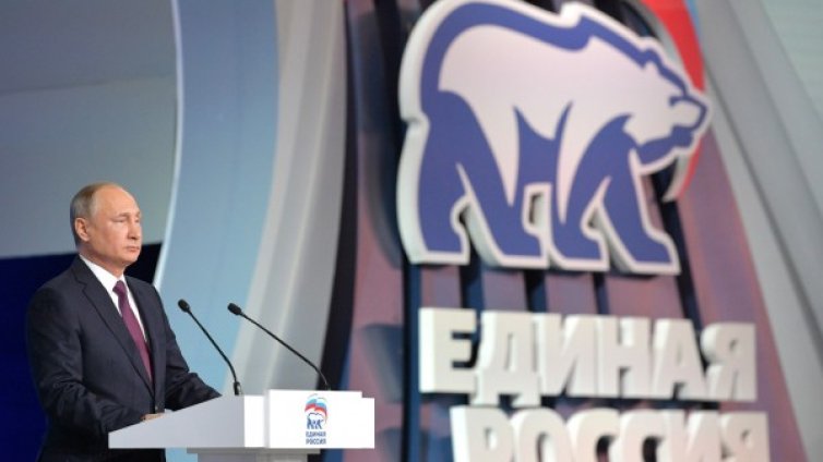 "Единна Русия" на Путин започна да губи избори. Защо?